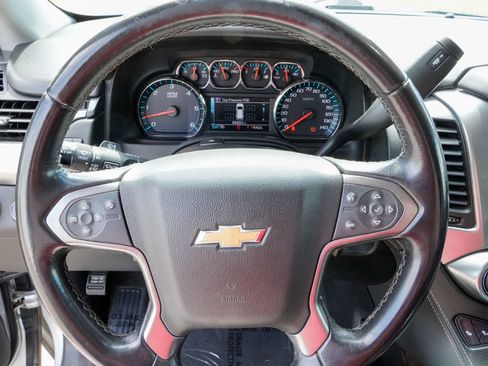 Used 2019 Chevrolet Suburban LT AWD/4WD image 14
