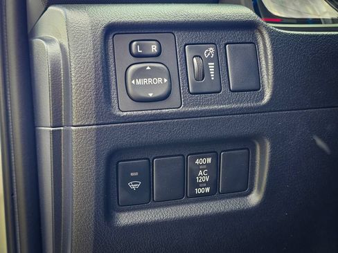 Used 2019 Toyota 4Runner TRD Off-Road Premium AWD/4WD image 13