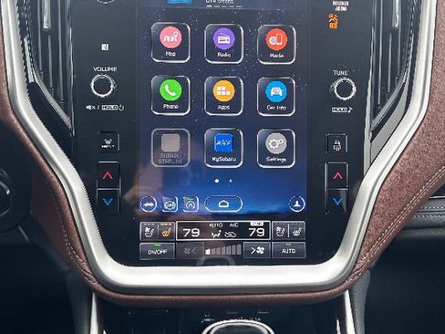 Used 2022 Subaru Outback Touring XT image 13