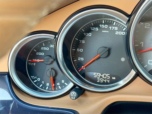 Used 2011 Porsche Panamera 4S image 13