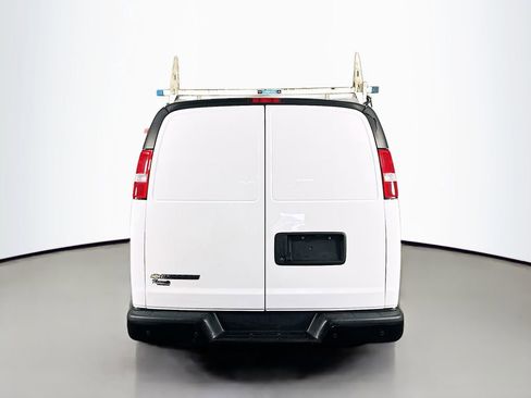 Used 2022 Chevrolet Express 2500 w/ Driver Convenience Package image 6