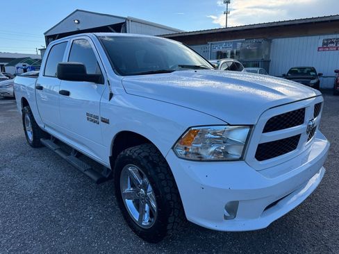 Used 2015 RAM 1500 Express RWD image 2