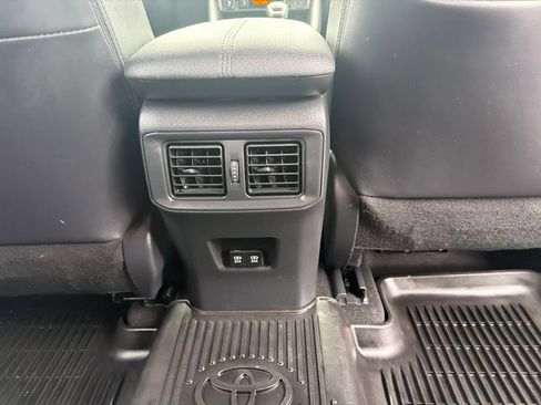 Used 2020 Toyota RAV4 XSE AWD/4WD image 14