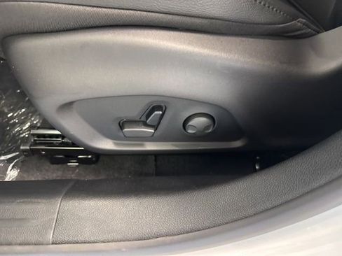 New 2026 Jeep Compass Limited image 15