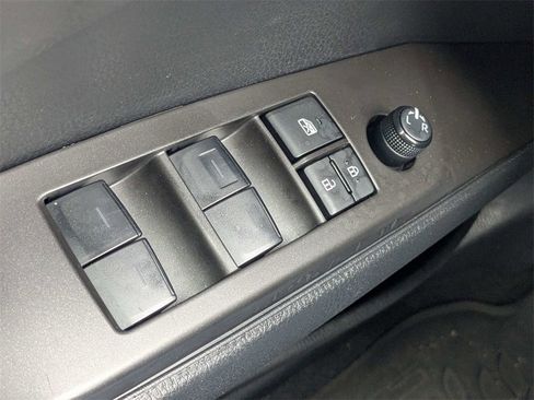 Used 2023 Toyota Camry LE image 17