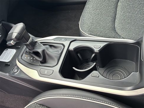 New 2025 Kia K4 GT-Line image 24