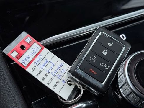 Used 2023 Jeep Grand Cherokee L Limited image 42