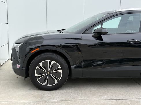 Used 2024 Chevrolet Blazer EV LT AWD/4WD image 5