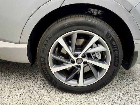 Used 2025 Genesis GV80 2.5T Advanced AWD/4WD image 9