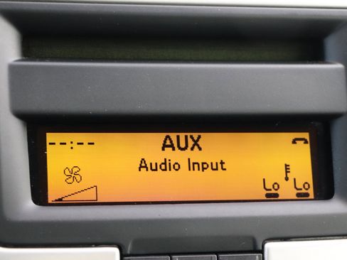 Used 2012 Volvo C70 T5 image 32