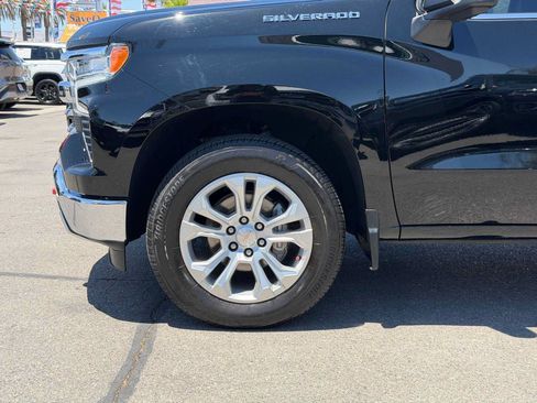 Used 2024 Chevrolet Silverado 1500 LTZ w/ LTZ Premium Package AWD/4WD image 34