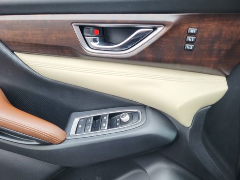 Used 2019 Subaru Ascent Touring image 23