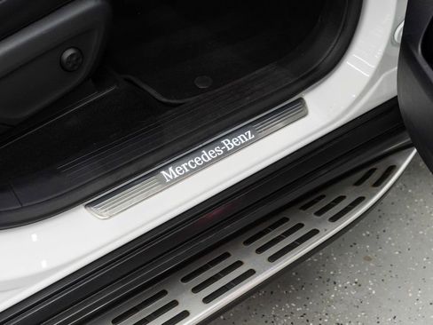 Used 2022 Mercedes-Benz GLE 350 4MATIC image 17