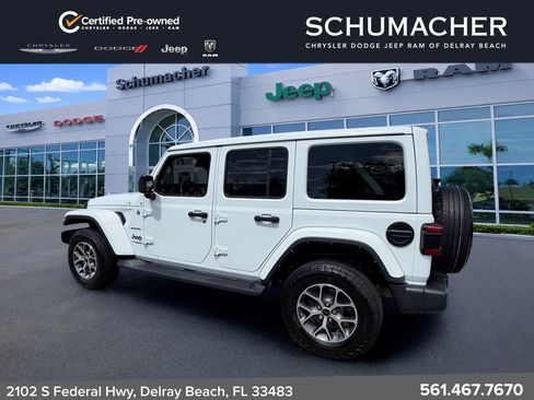 Certified 2022 Jeep Wrangler Unlimited Sahara w/ LED Lighting Group AWD/4WD image 5