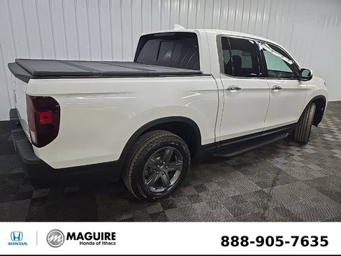 Used 2023 Honda Ridgeline RTL-E image 3