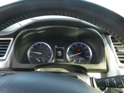 Used 2019 Toyota Highlander Limited image 20