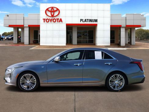 Used 2021 Cadillac CT4 Premium Luxury RWD image 3