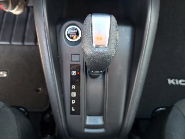 Used 2025 Nissan Kicks Play S FWD image 14
