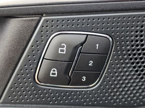 Used 2024 Ford Edge ST image 13