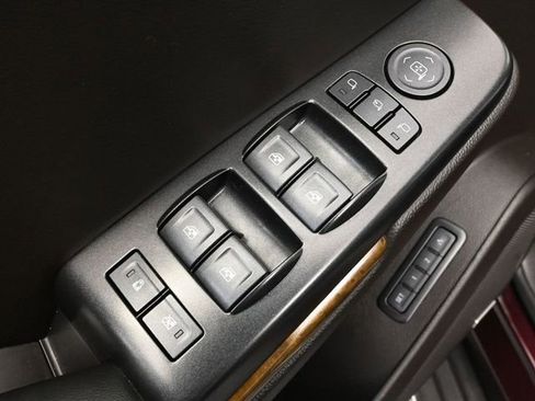 Used 2017 GMC Yukon XL Denali w/ Open Road Package image 23