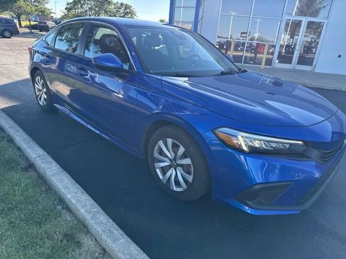 Used 2022 Honda Civic LX image 2