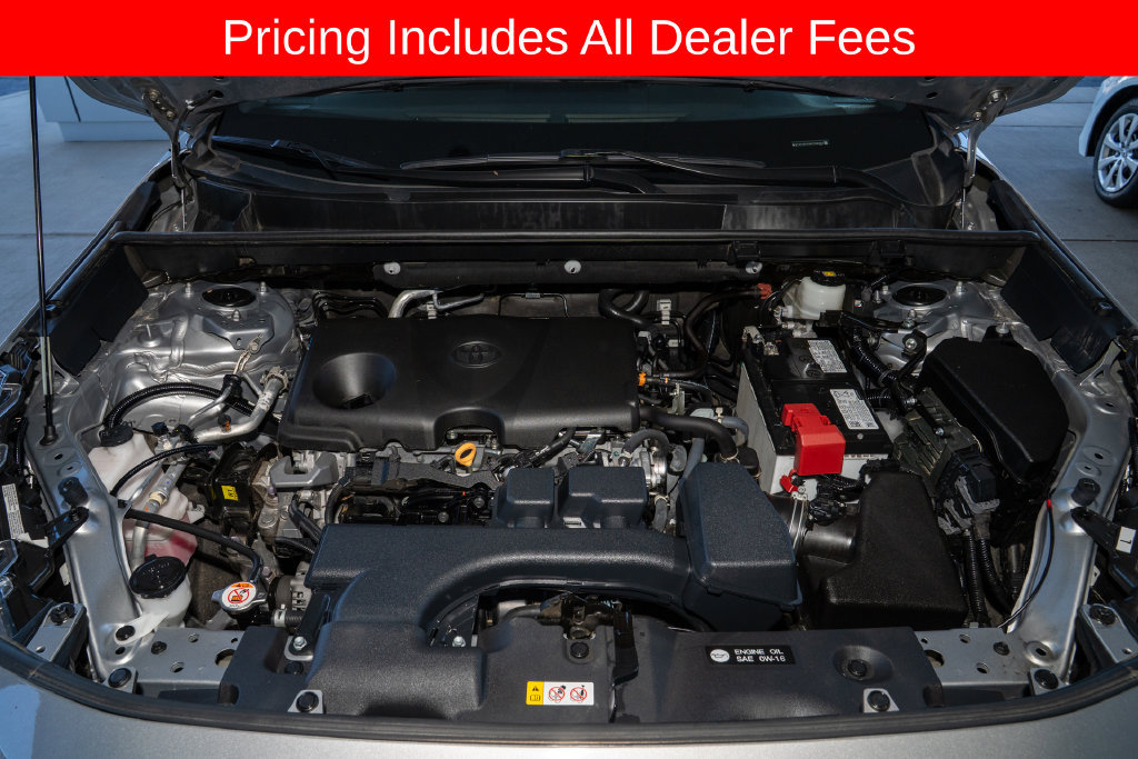 Used 2024 Toyota RAV4 XLE Premium FWD image 20