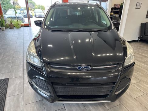 Used 2015 Ford Escape SE w/ Equipment Group 201A image 6