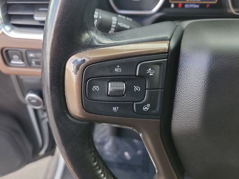 Used 2021 Chevrolet Suburban High Country image 32