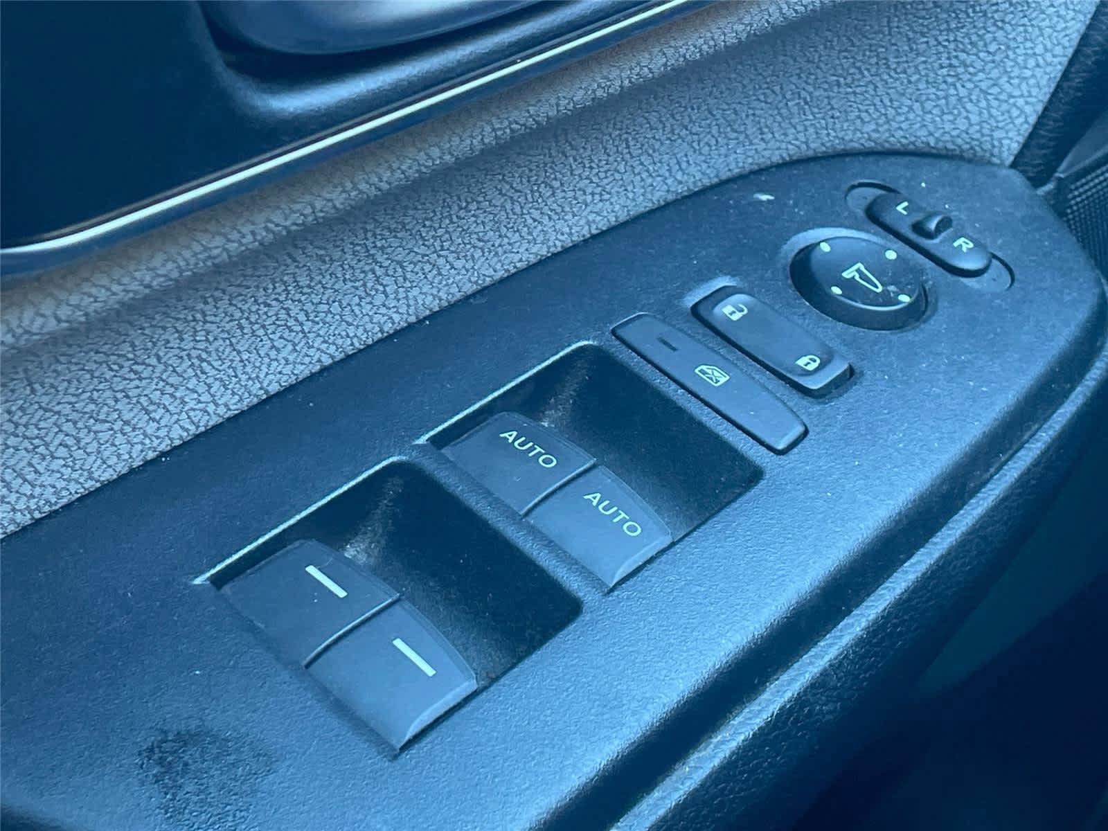Used 2019 Honda CR-V EX image 18
