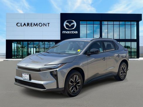 Used 2026 Toyota bZ FWD image 3