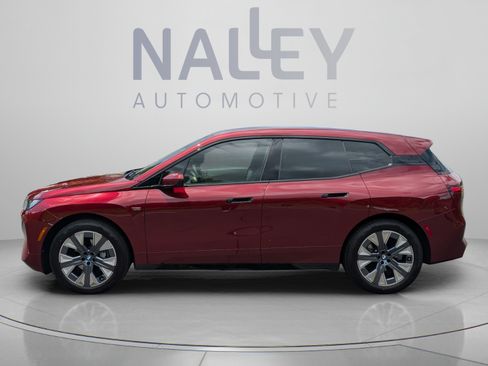 Used 2026 BMW iX xDrive45 w/ Premium Package AWD/4WD image 2