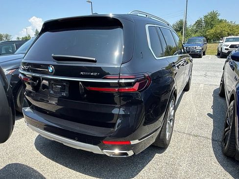 Used 2024 BMW X7 xDrive40i w/ Premium Package AWD/4WD image 7