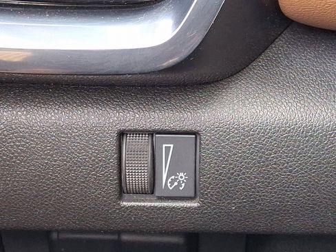 Used 2023 GMC Canyon AT4 w/ AT4 Premium Package image 24