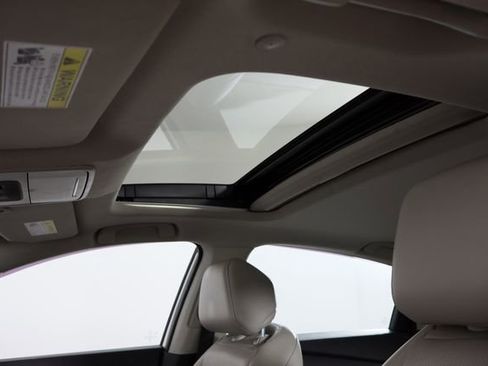 Used 2023 Honda Accord Touring image 23