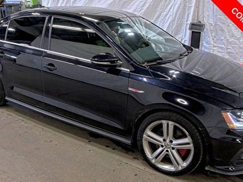 Used 2017 Volkswagen Jetta GLI image 1