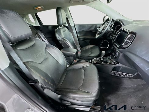 Used 2018 Jeep Compass Limited AWD/4WD image 26