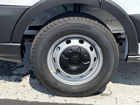 New 2026 Ford Transit 250 Low Roof w/ Load Area Protection Package RWD image 9