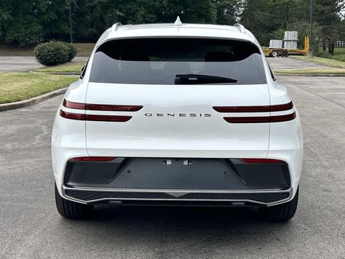 New 2027 Genesis GV70 2.5T Advanced AWD/4WD image 6