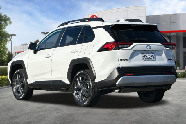 Certified 2022 Toyota RAV4 Adventure AWD/4WD image 7