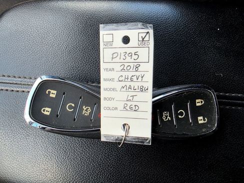 Used 2018 Chevrolet Malibu LT FWD image 31