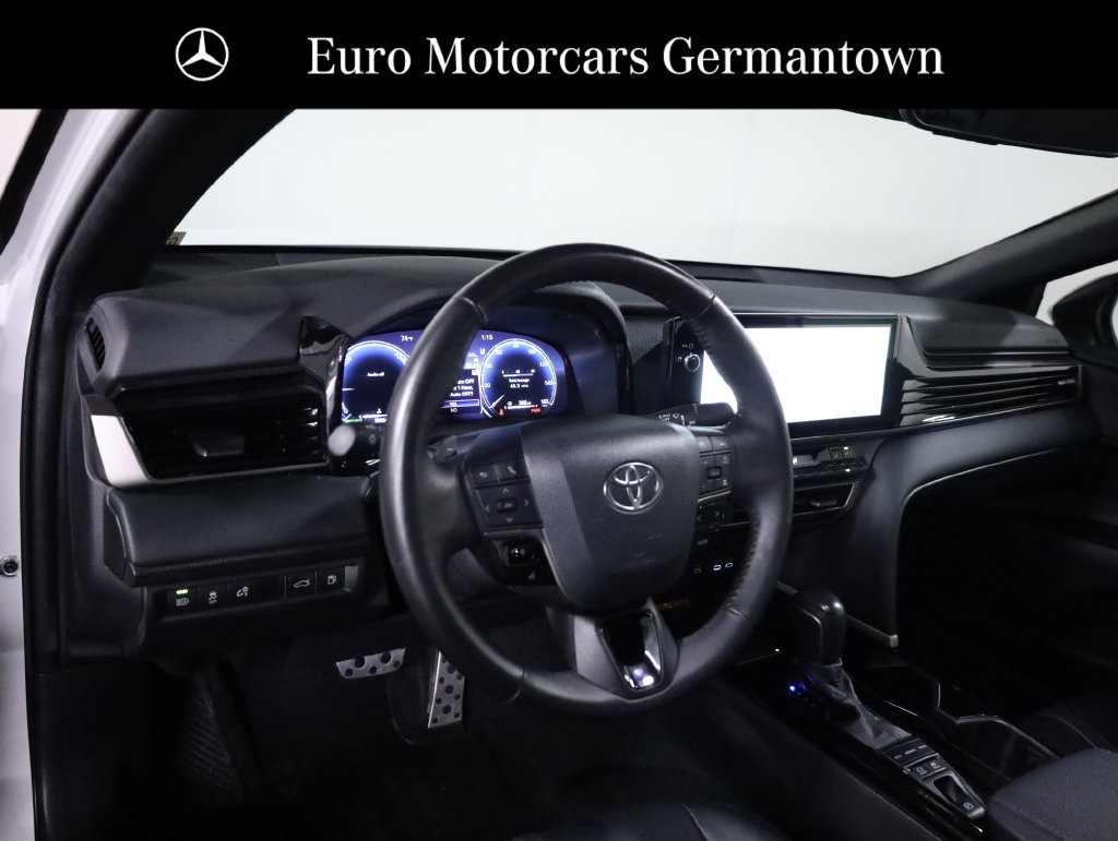 Used 2025 Toyota Camry XSE FWD image 25