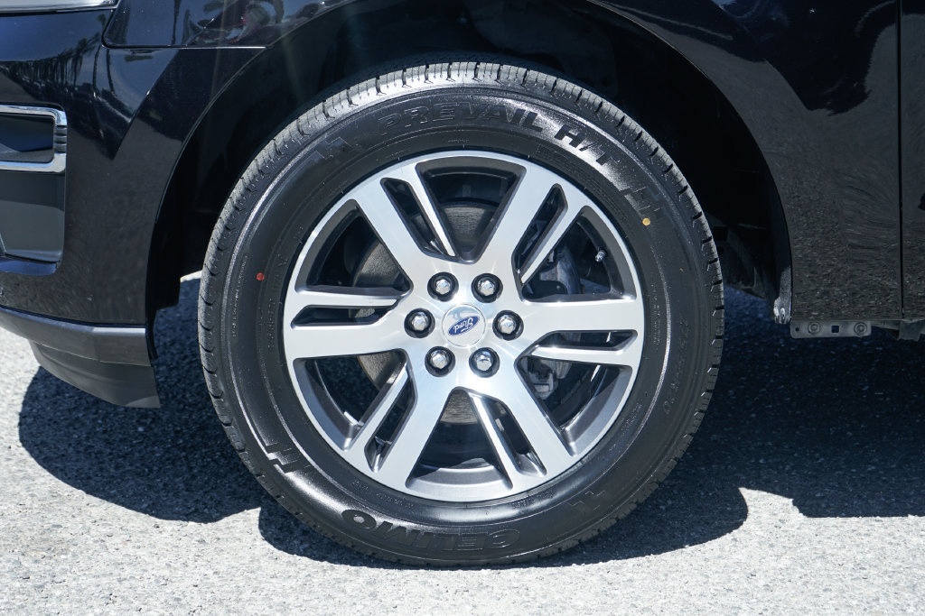 Used 2022 Ford Expedition Max Limited RWD image 50
