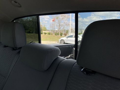 Used 2019 Toyota Tacoma SR5 image 21