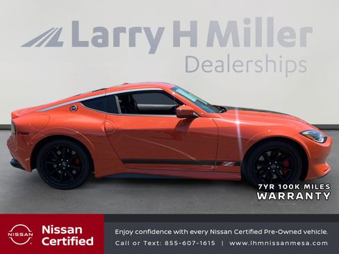 Certified 2024 Nissan Z Performance w/ Heritage Edition RWD image 6