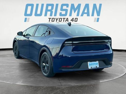 New 2026 Toyota Prius Plug-In Hybrid image 4