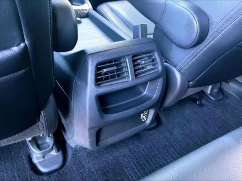 Used 2023 Honda Ridgeline RTL-E image 36