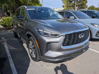 Used 2023 INFINITI QX60 Luxe video 1