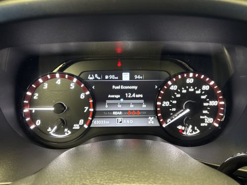 Used 2023 Nissan Titan PRO-4X w/ Pro-4x Convenience Package AWD/4WD image 18