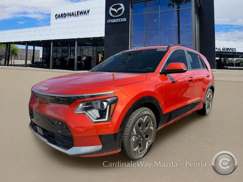 Used 2023 Kia Niro Wind FWD image 2