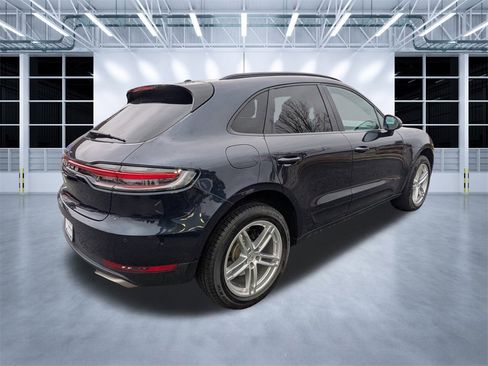 Used 2019 Porsche Macan w/ Premium Package Plus image 4